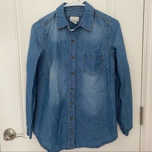 Forever 21 Button Down Faded Denim Top Size Small
